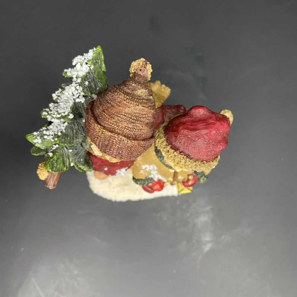 Home Interiors figurine gently